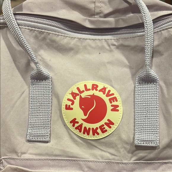 Fjällräven Kånken Beige Backpack - Picture 2 of 9
